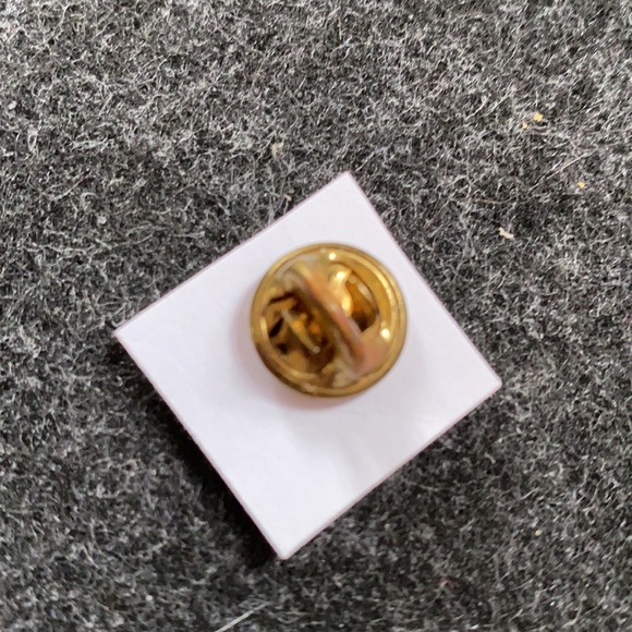 Vintage Alberta pin - Picture 4 of 6